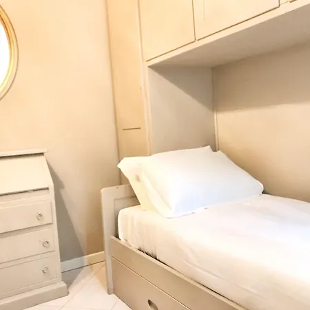 卡马迪酒店住宿加早餐旅馆 4*