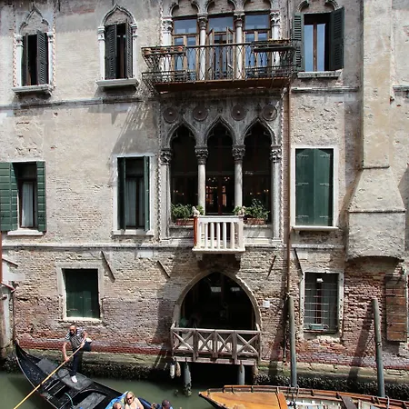 卡马迪酒店住宿加早餐旅馆