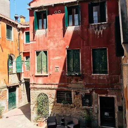 Panzió Ca' Amadi 4*