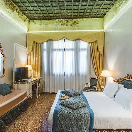 카 아마디 4* 베니스