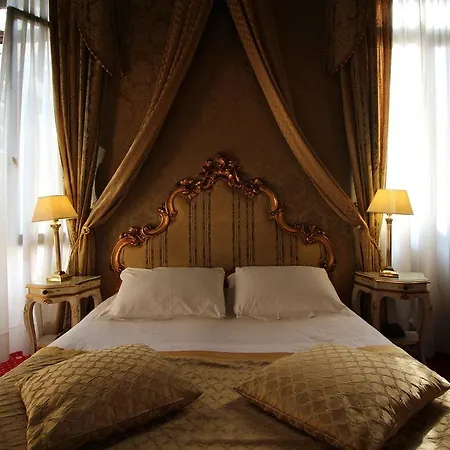 Ca' Amadi Venice